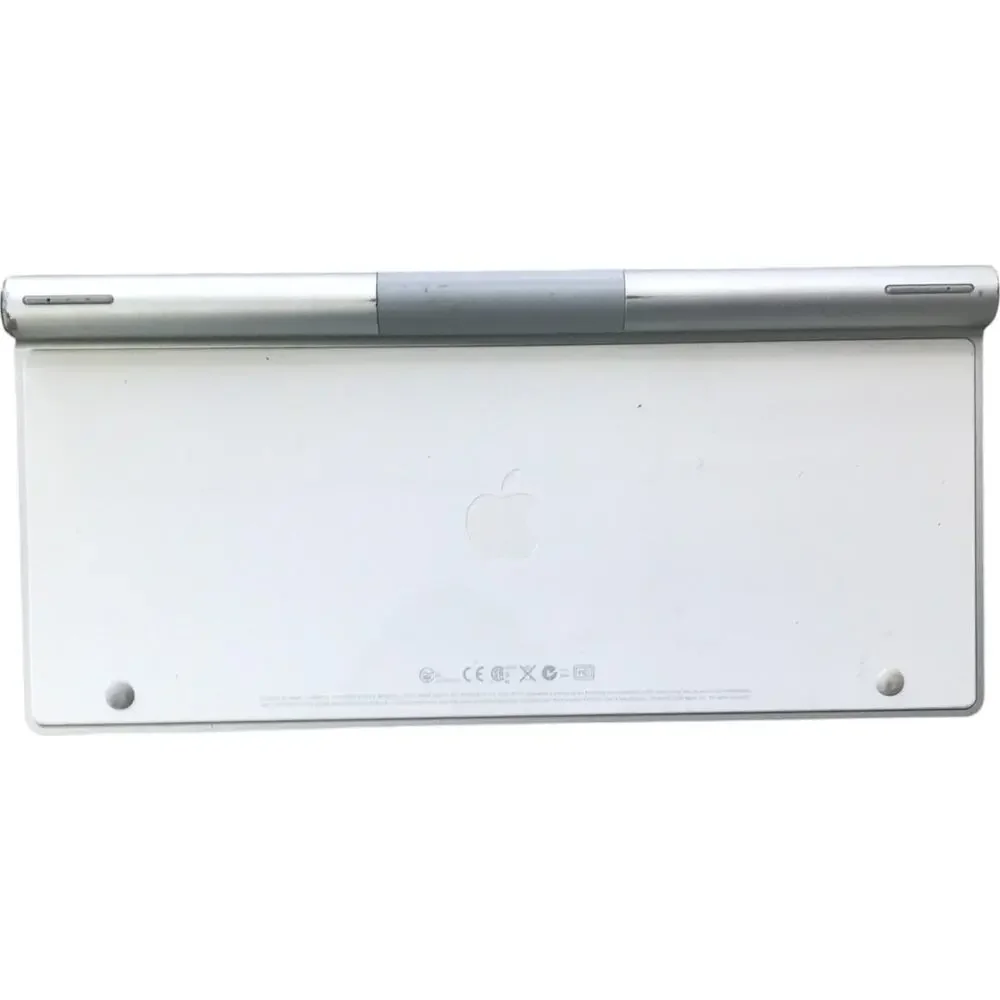 Apple A1314 Wireless Bluetooth Magic Keyboard Silver Rated 3.0v DC